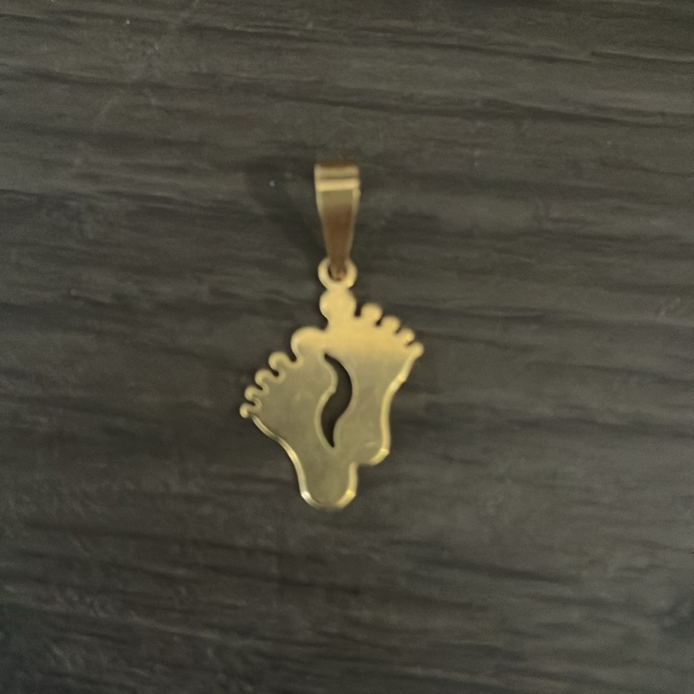 Barefoot necklace gold charm - Picture 2 of 3